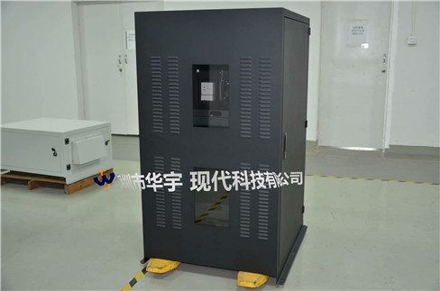 我司21號(hào)發(fā)貨浙江，為浙江某公司提供定制款恒溫恒濕戶外投影儀安裝柜(圖2)