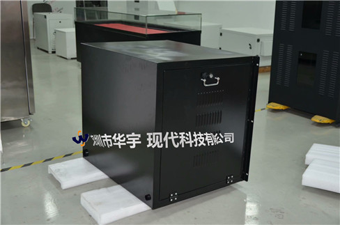 我司21號(hào)發(fā)貨浙江，為浙江某公司提供定制款恒溫恒濕戶外投影儀安裝柜(圖3)